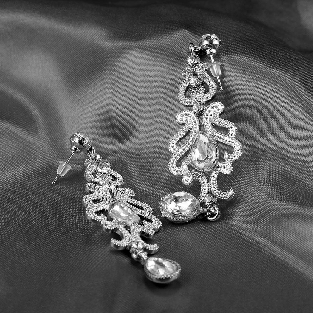 find-something-new-to-wear-1920s-boucles-doreilles-de-mariee-en-argent-online_2.jpg