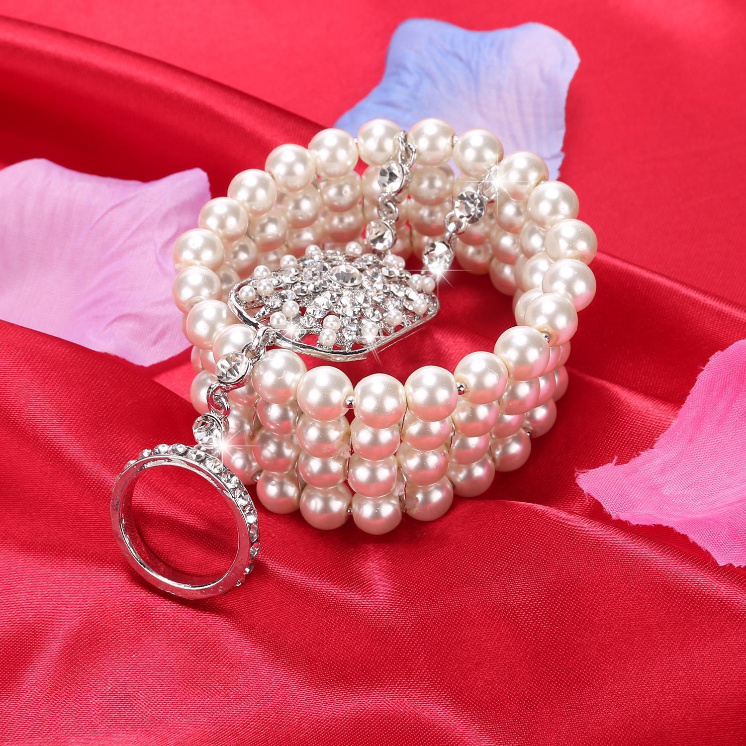 we-offer-the-best-prices-on-the-best-of-1920s-bracelet-flapper-en-argent-avec-perle-online-sale_3.jpg