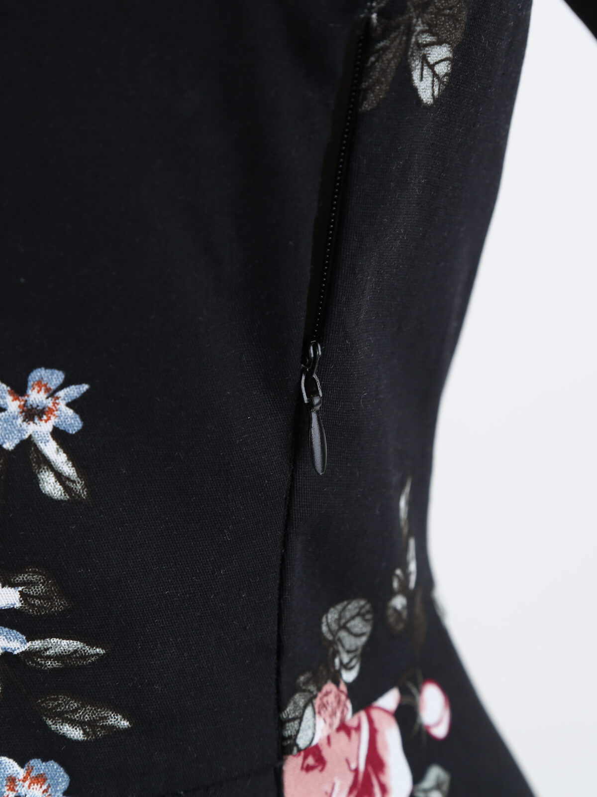 shop-your-favorite-robe-vintage-annee-50-a-fleurs-manche-trois-quarts-soiree-cocktail-online-now_2.jpg