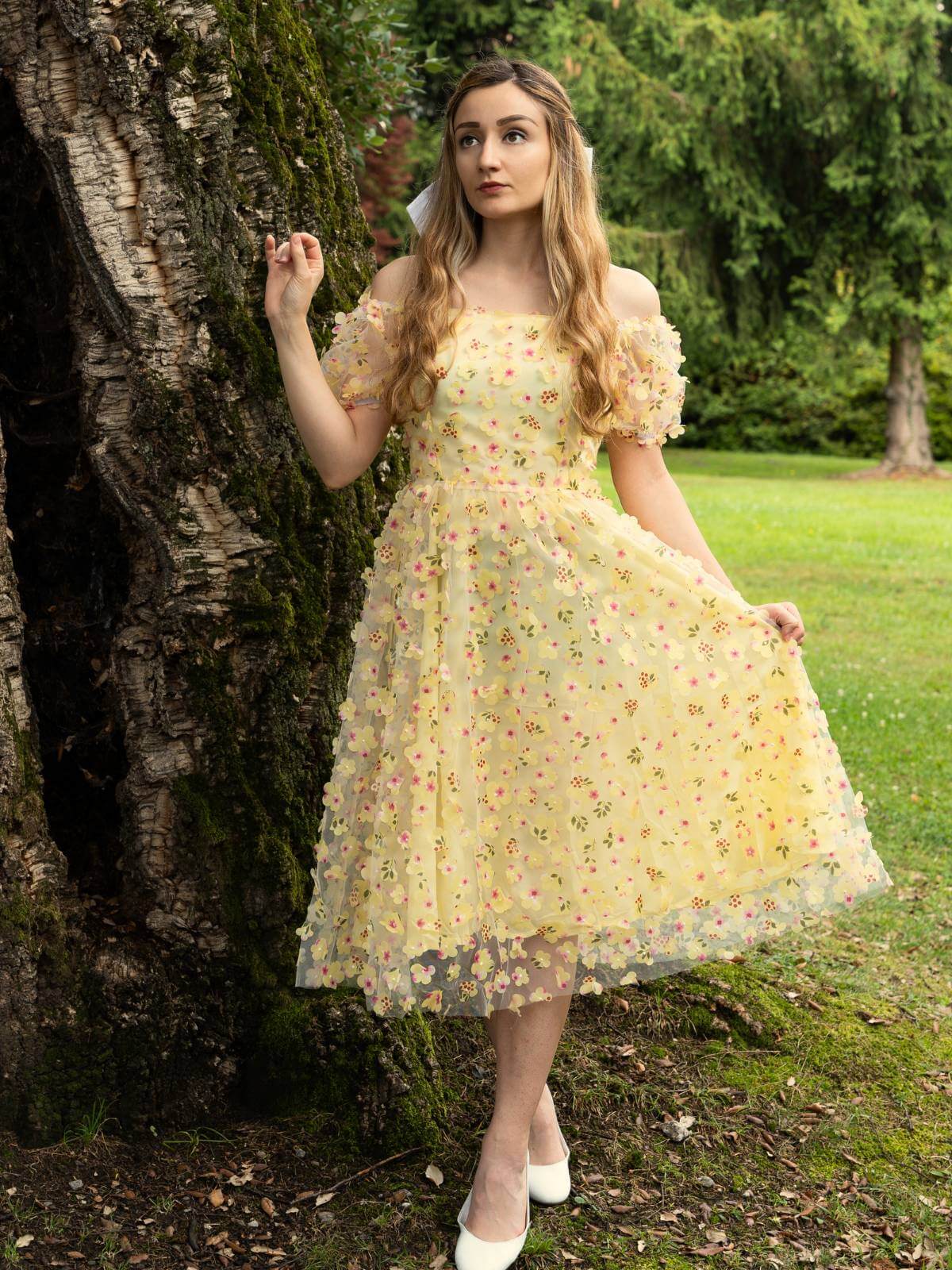 a-place-for-all-your-needs-to-buy-robe-trapeze-jaune-a-fleurs-3d-et-manches-bouffantes-online_1.jpg