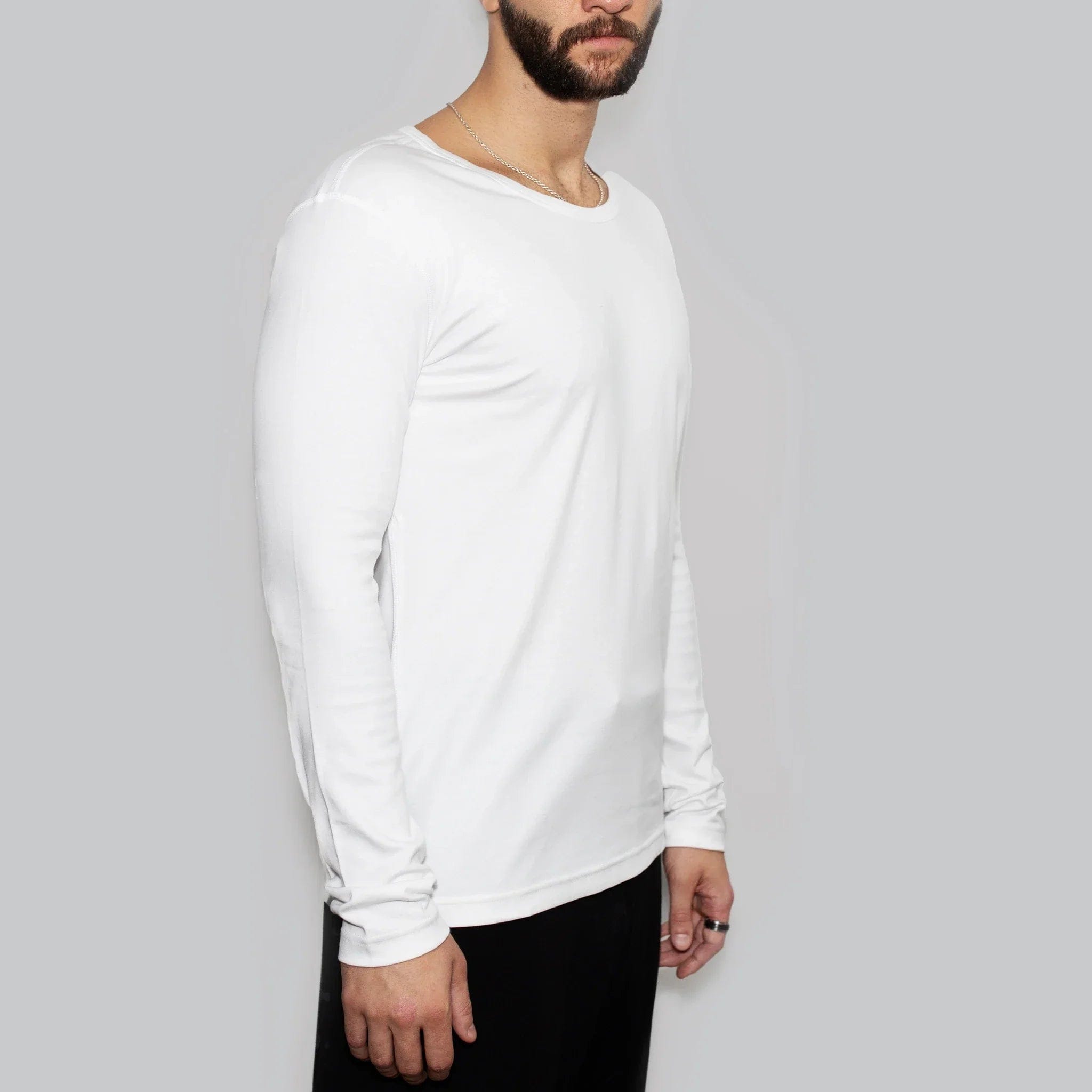 the-perfect-way-to-shop-for-3-pack-mens-recycled-cotton-crew-neck-long-sleeves-white-supply_5.webp