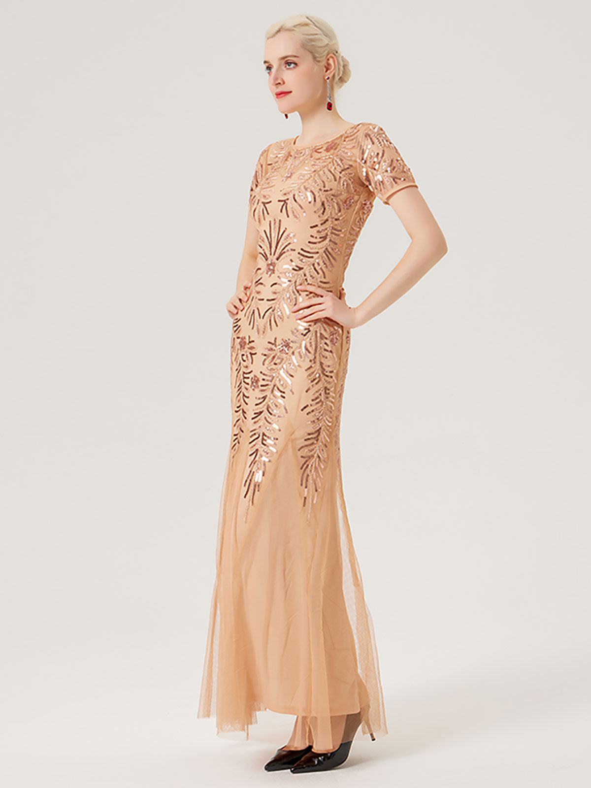find-something-new-to-wear-robe-charleston-en-maille-et-perles-a-paillettes-des-annees-1920-online_9.jpg