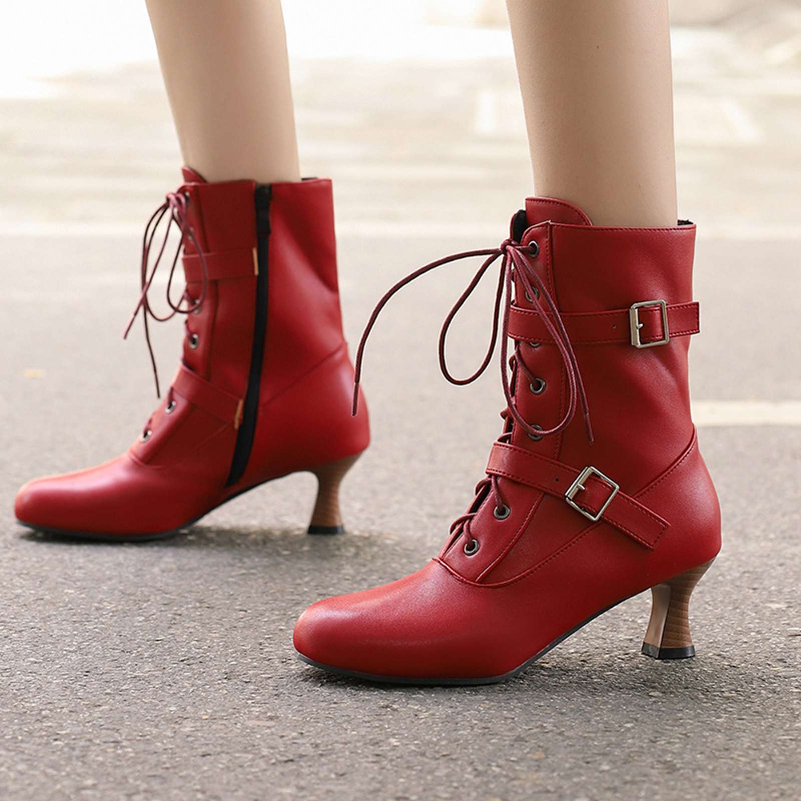 get-your-favorite-players-bottes-a-talon-chaton-a-lacets-en-cuir-vintage-sale_4.jpg