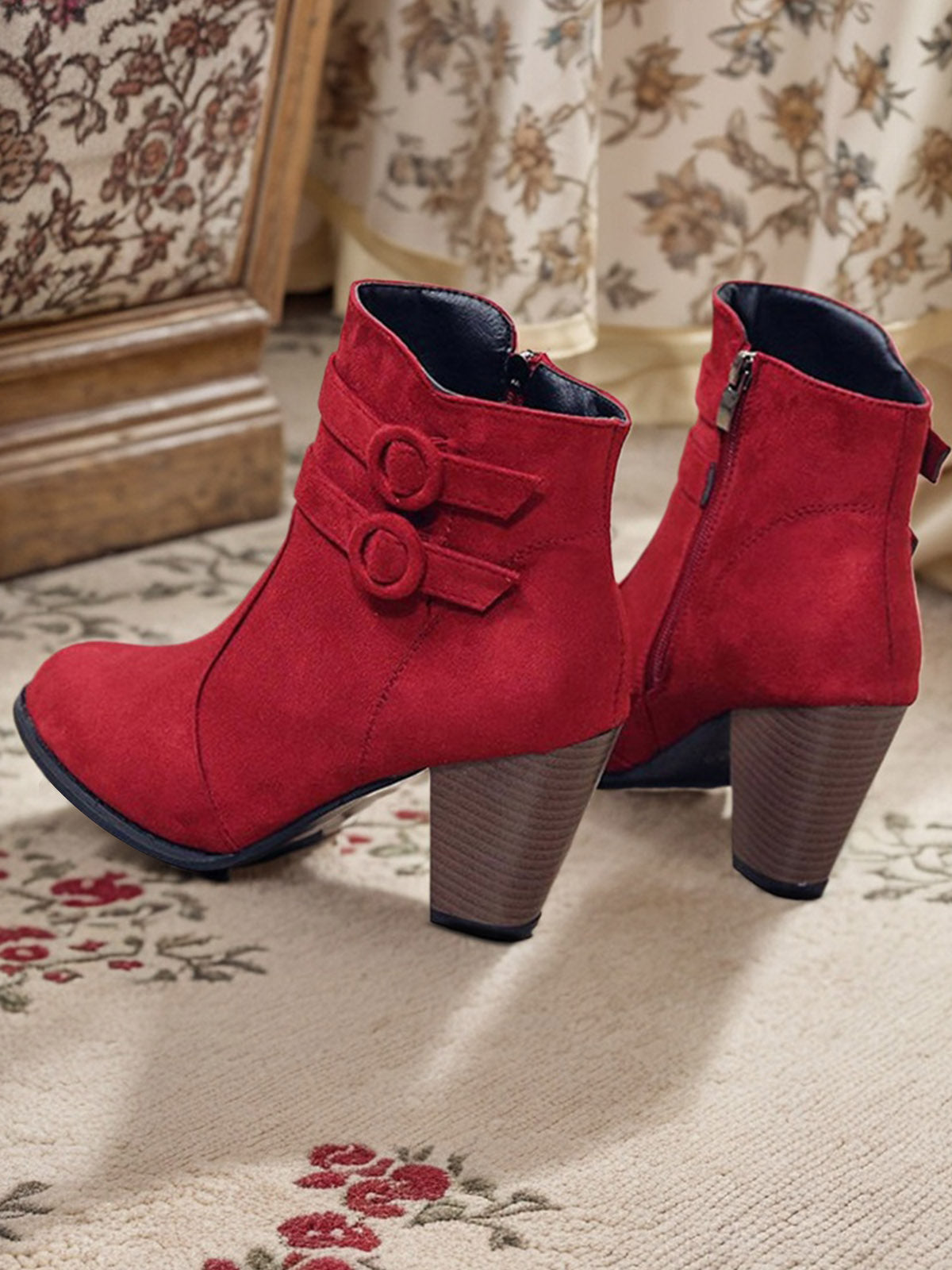 official-store-of-the-bottes-a-talons-hauts-en-flanelle-vintage-rouge-vin-on-sale_1.jpg